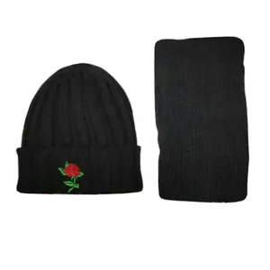 ست کلاه و شال گردن بافتنی بچگانه مدل roz