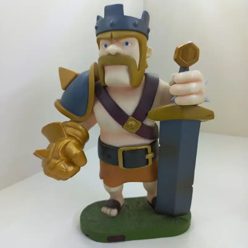 مجسمه مدل کلش اف کلنز