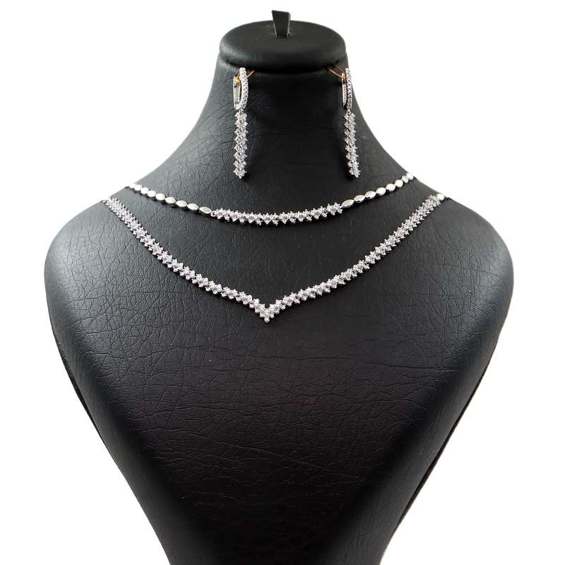 نیم ست نقره زنانه جی تی ای مدل جی نایس 28 نیم ست نقره زنانه جی تی ای مدل جی نایس 28