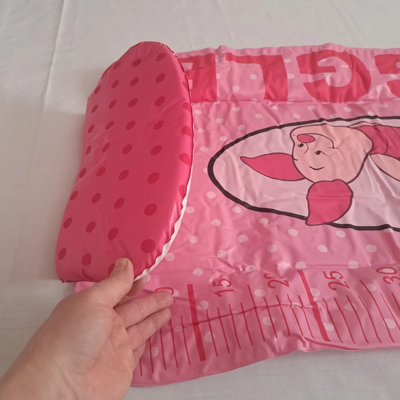 عکس شماره 2 : زیرانداز تعویض نوزاد مدل بالشت دار