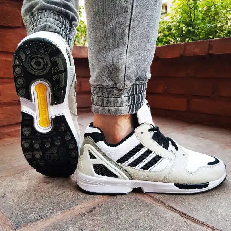 کفش پیاده روی مدل ZX 8000 Sabooni 2024