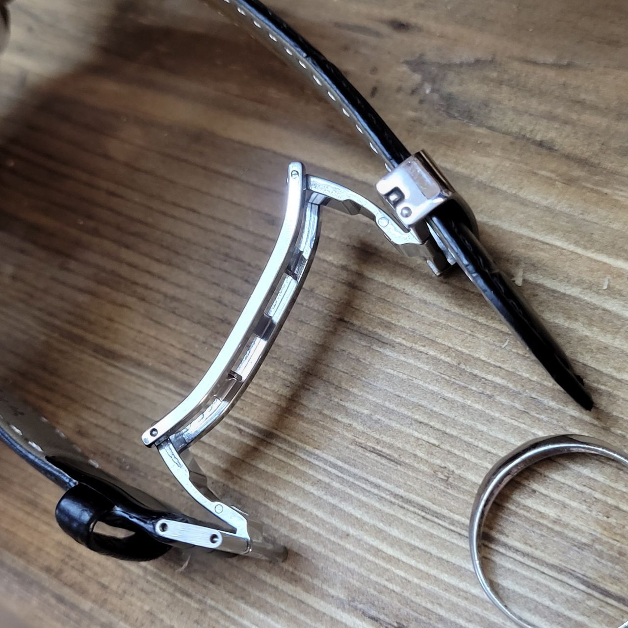 ساعت مچی عقربهای مردانه کوارتز مدل تک موتور بند فیکس کد 06 -  - 7