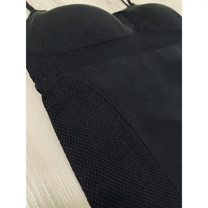 تاپ ورزشی زنانه مدل QIANBLK