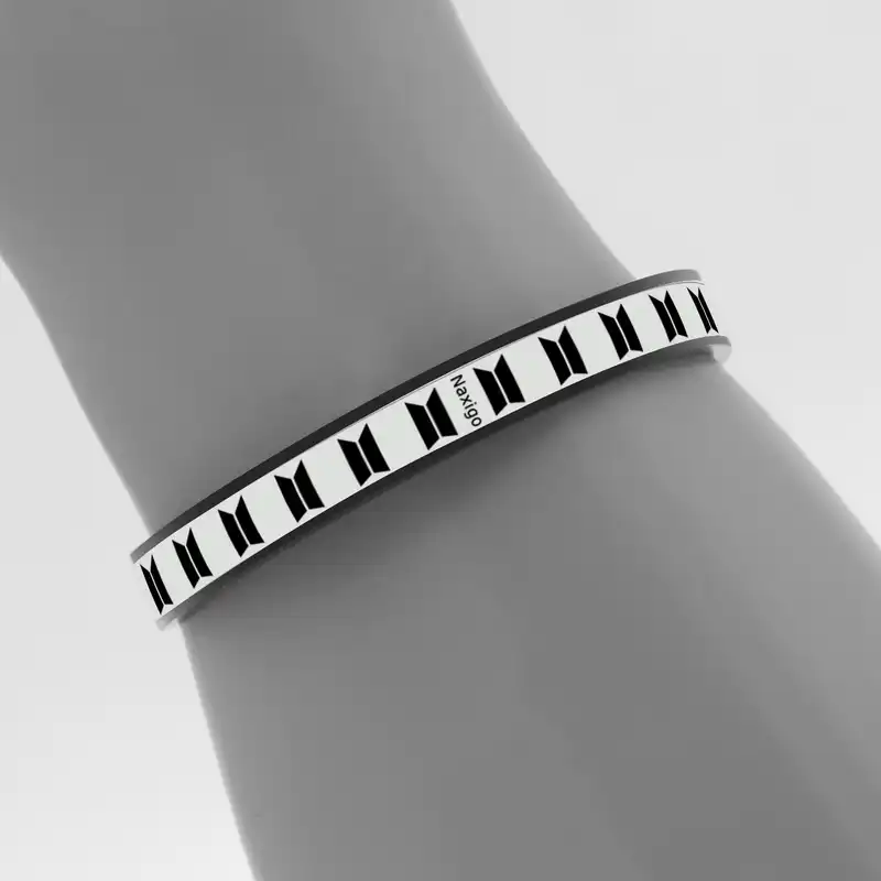 دستبند ناکسیگو مدل شب تاب کد BR7054