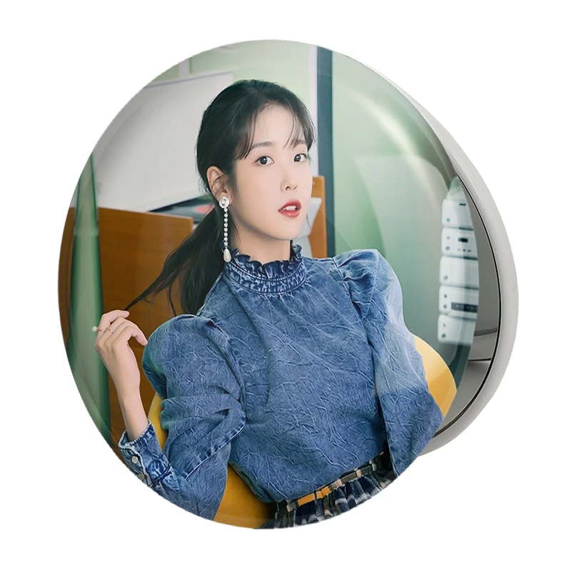 آینه جیبی خندالو طرح آیو IU مدل تاشو کد 19770 