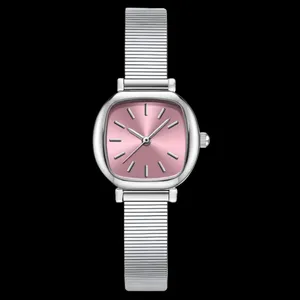 ساعت مچی عقربه‌ای کوارتز زنانه مدل مینیمال لوکس بند کرکره ای کد ۱