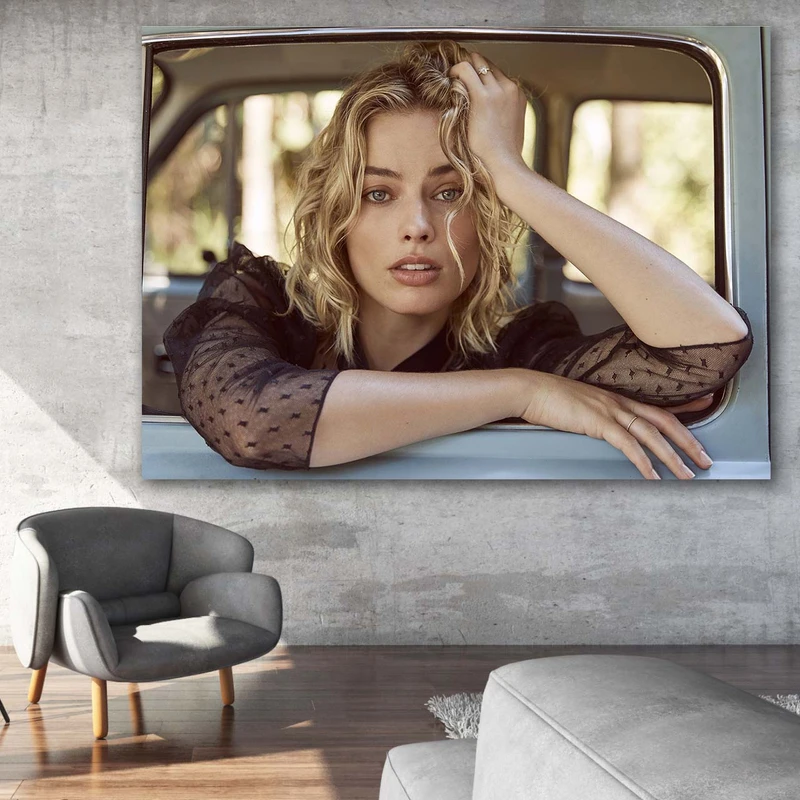 تابلو شاسی طرح Margot Robbie مدل Artist 0384