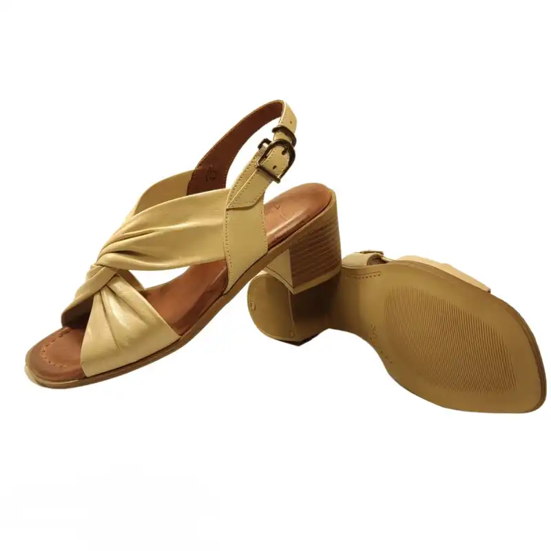 صندل زنانه مدل چرم طبیعی کد 630.1