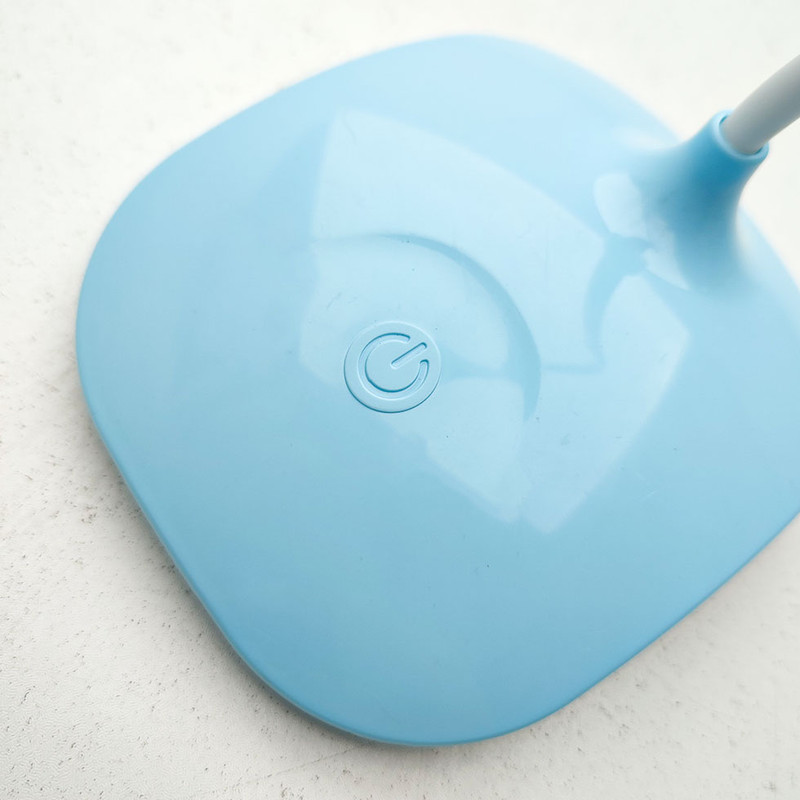 چراغ مطالعه مدل رومیزی طرح باتری خور لمسی کد 6520