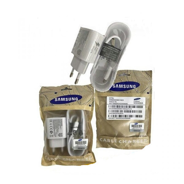 شارژر دیواری 15 وات مدل EP-TA600 به همراه کابل  USB