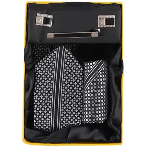 ست کراوات و دستمال جیب و دکمه سردست مردانه فرانکو فروزی مدل F-101832