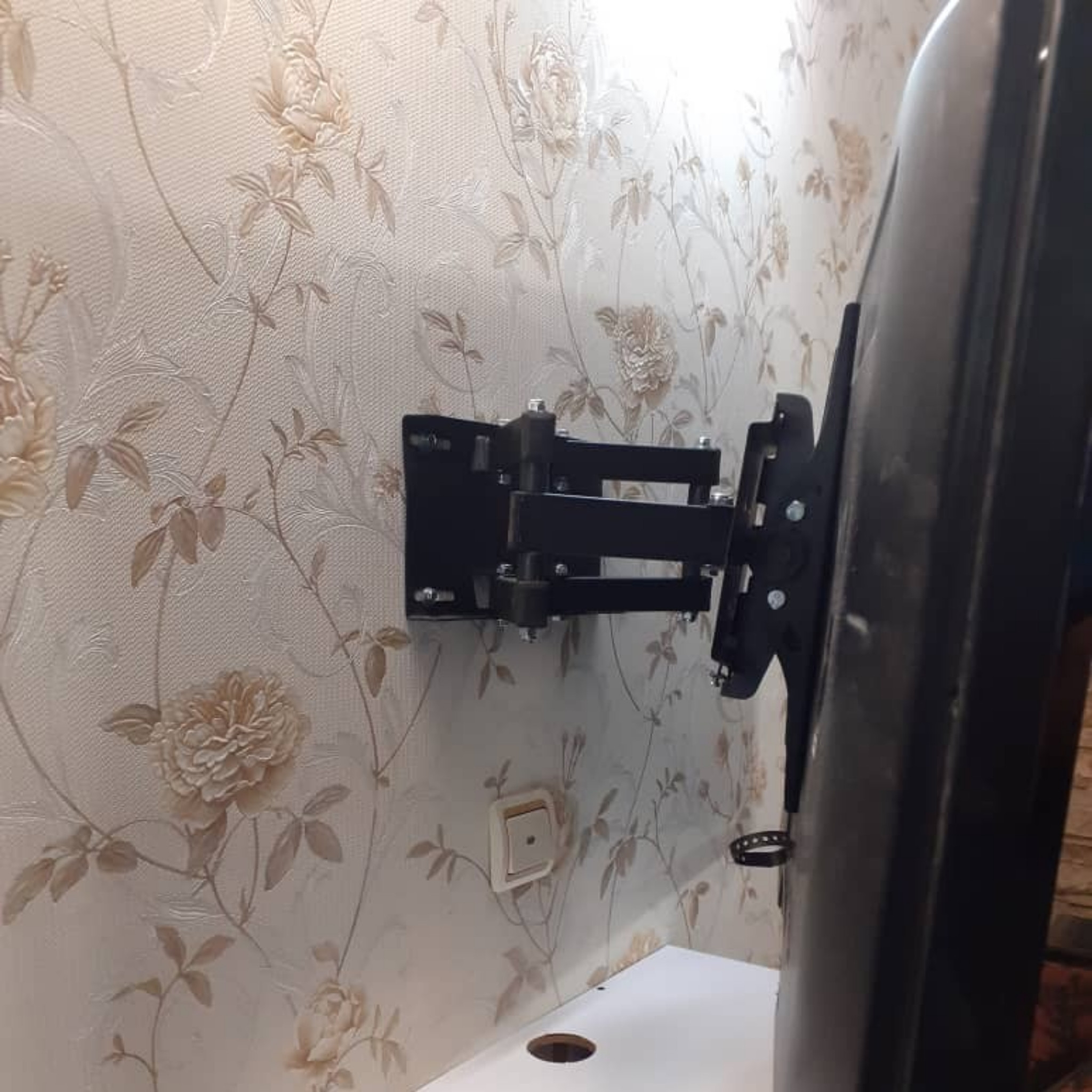 پایه دیواری تلویزیون اسیا کد 202 مناسب برای تلویزیون 32 تا 43 اینچ پایه دیواری تلویزیون اسیا کد 202 مناسب برای تلویزیون 32 تا 43 اینچ