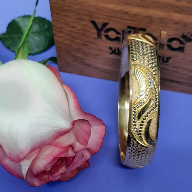 النگو طلا 18 عیار زنانه گالری یارطلا مدل ماه کد AL63-G-4 النگو طلا 18 عیار زنانه گالری یارطلا مدل ماه کد AL63-G-4