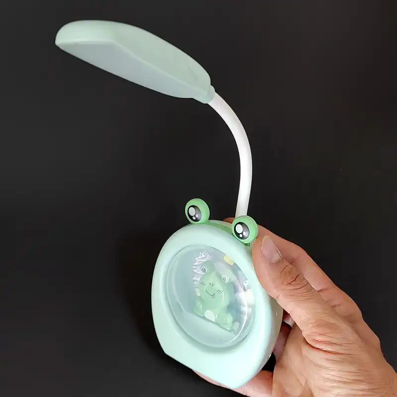 چراغ مطالعه مدل سه بعدی کد SA-003