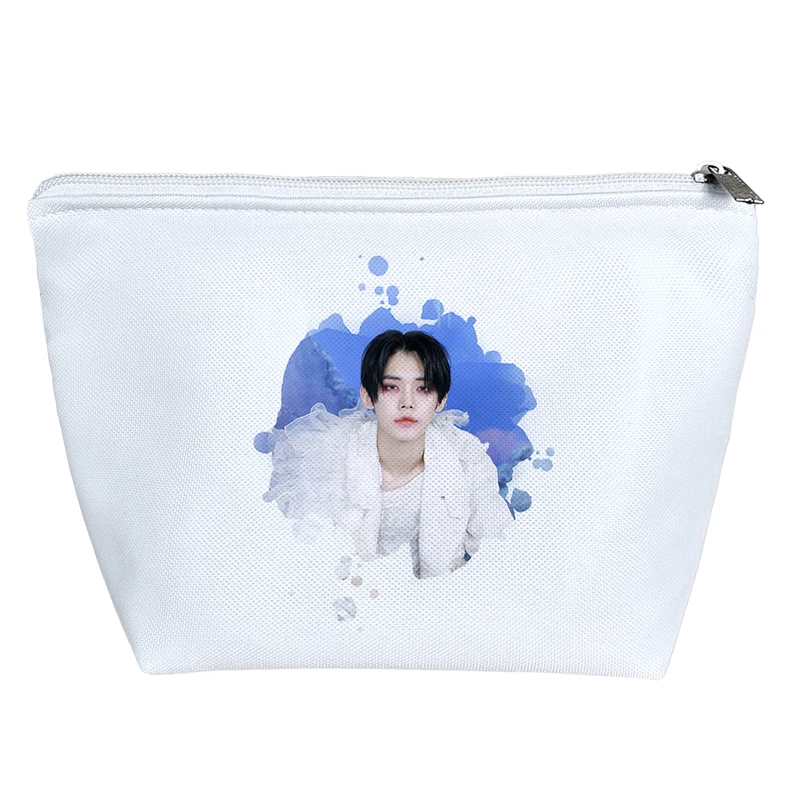 کیف لوازم آرایش دخترانه خندالو مدل یونجون گروه موسیقی تی ایکس تی TXT کد 1657