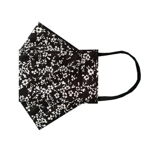 ماسک پارچه ای طرح شکوفه
