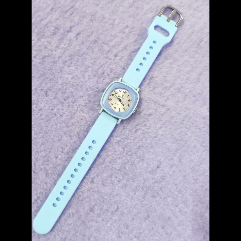 ساعت مچی عقربه ای بچگانه آر کیو لِکس مدل بند سیلیکونی کد 3