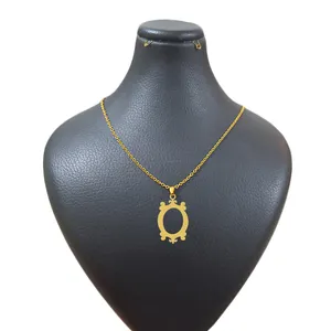 گردنبند زنانه هایکا مدل قاب کد g.ha694