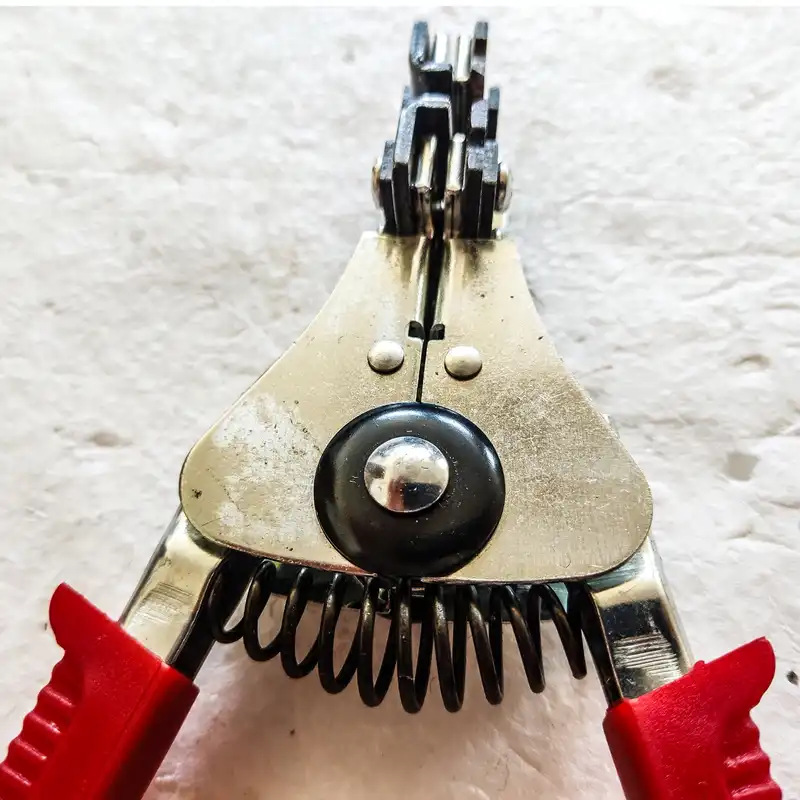 انبر سیم لخت کن مدل B 59 سایز 8 اینچ