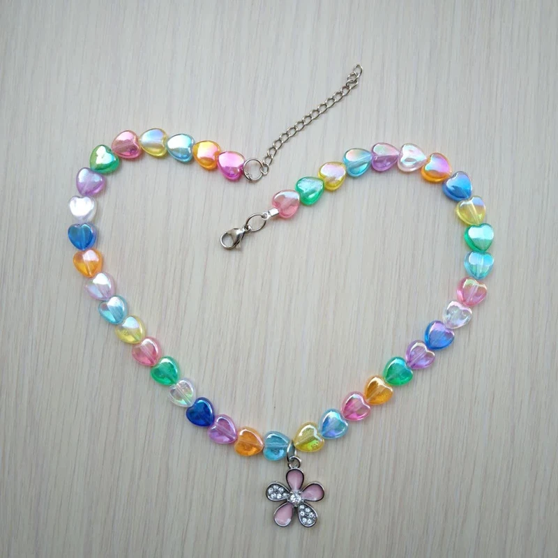 عکس شماره 6 : گردنبند دخترانه مدل مهره ای قلب و گل کد 0332