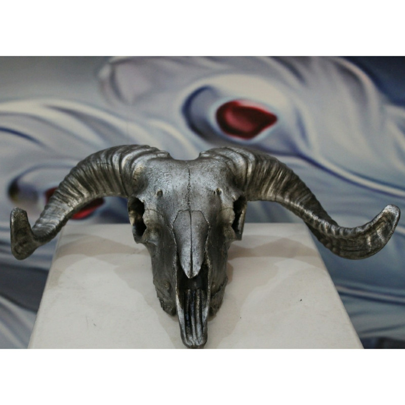 مجسمه طرح جمجمه شاخدار کد GH-1076