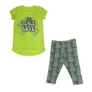 ست تی شرت آستین کوتاه و شلوارک دخترانه اوزکان مدل 41106 رنگ فسفری