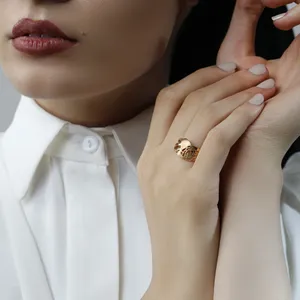 انگشتر طلا 18 عیار زنانه مایا ماهک مدل MR0470