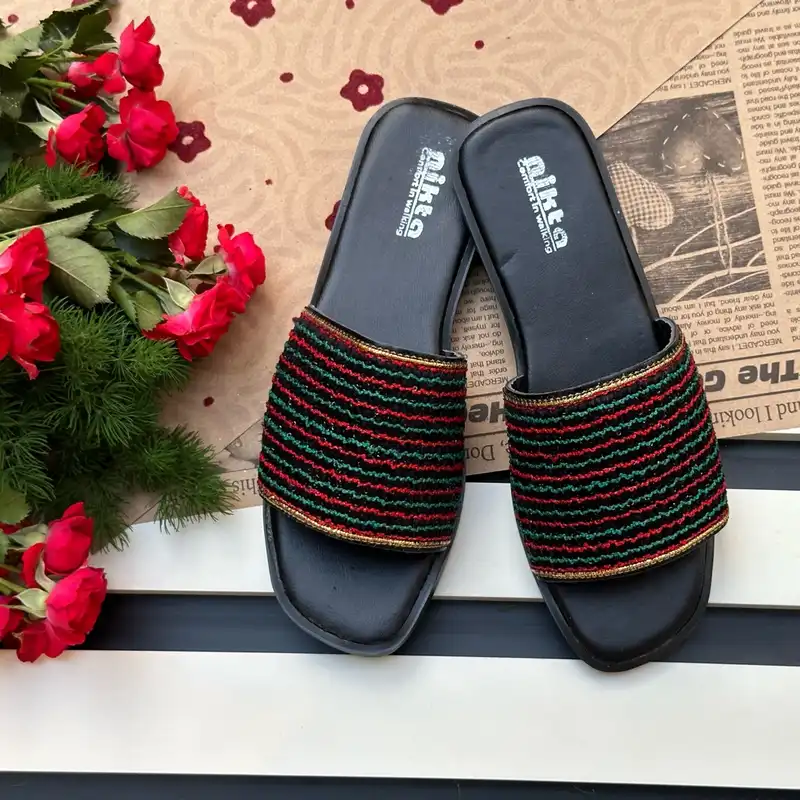 صندل زنانه نیکتا مدل ساناز