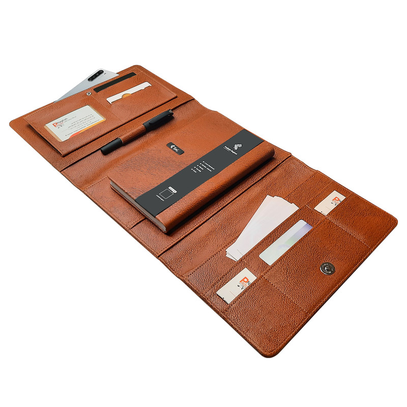 سالنامه 1404 پدیده نقش مدل چرمی قهوه ای به همراه دفتر یادداشت و روان نویس