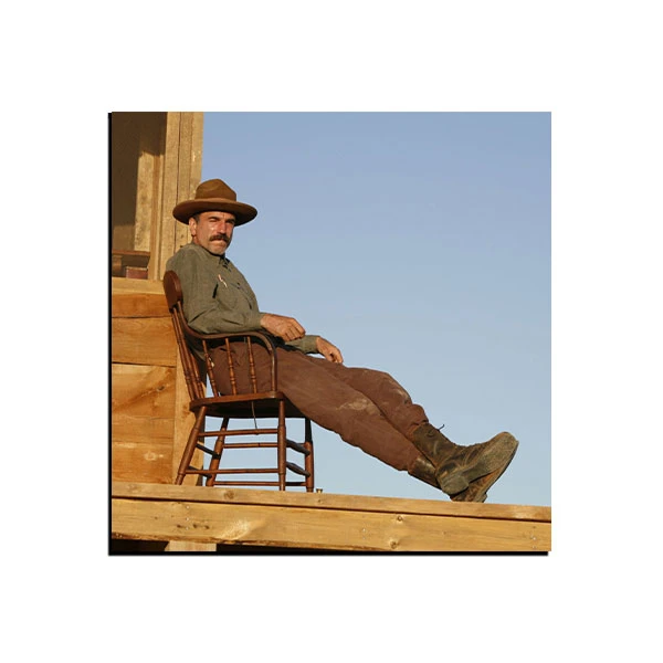 تابلو شاسی مدل فیلم خون به پا خواهد شد