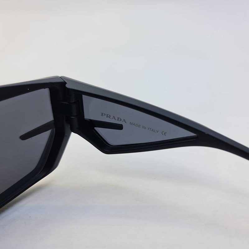 عینک آفتابی مدل  LH068 - F-m-mat