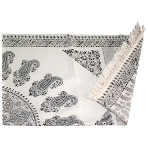 سفره قلمکار زابلیان  طرح 10-11 سایز  100*150 سانتی متر