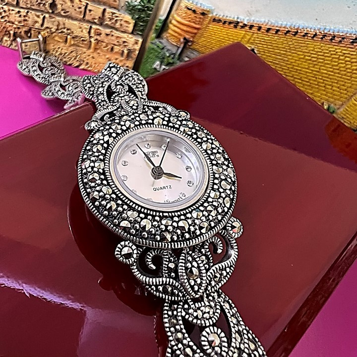 ساعت مچی عقربه ای زنانه اچ اف مدل نقره glsr-2436 ساعت مچی عقربه ای زنانه اچ اف مدل نقره glsr-2436