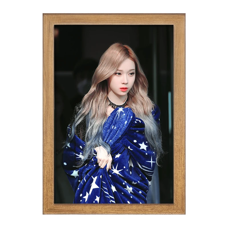 تابلو خندالو مدل وینتر گروه آسپا Aespa  کد 12482