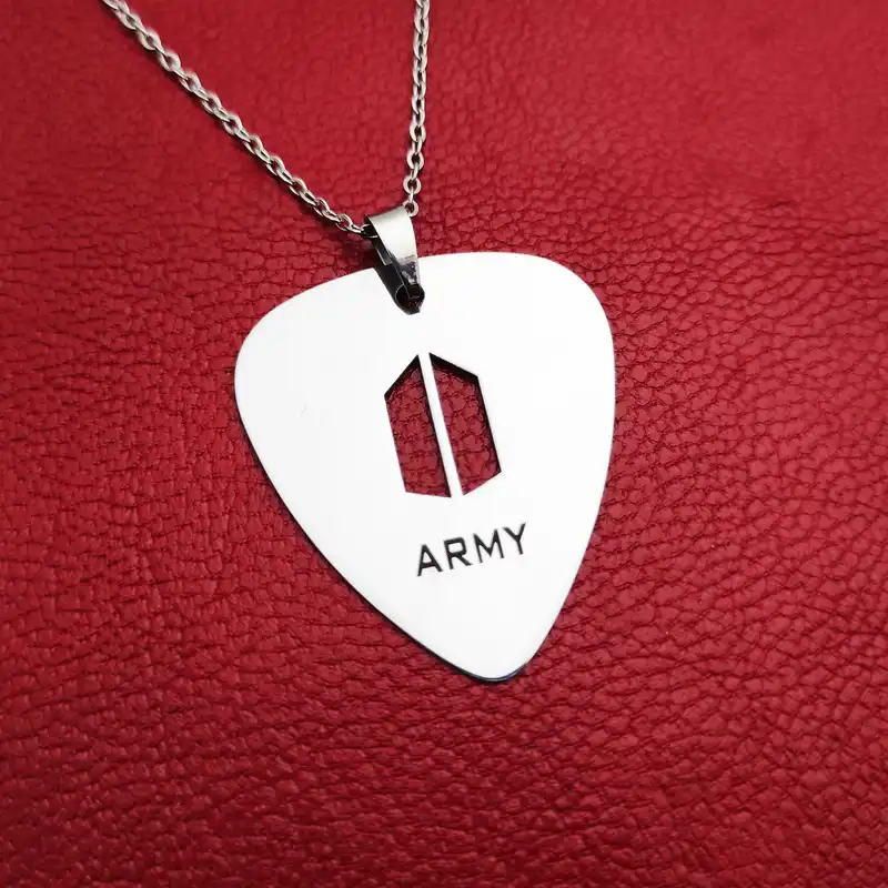 گردنبند مدل گروه آرمی