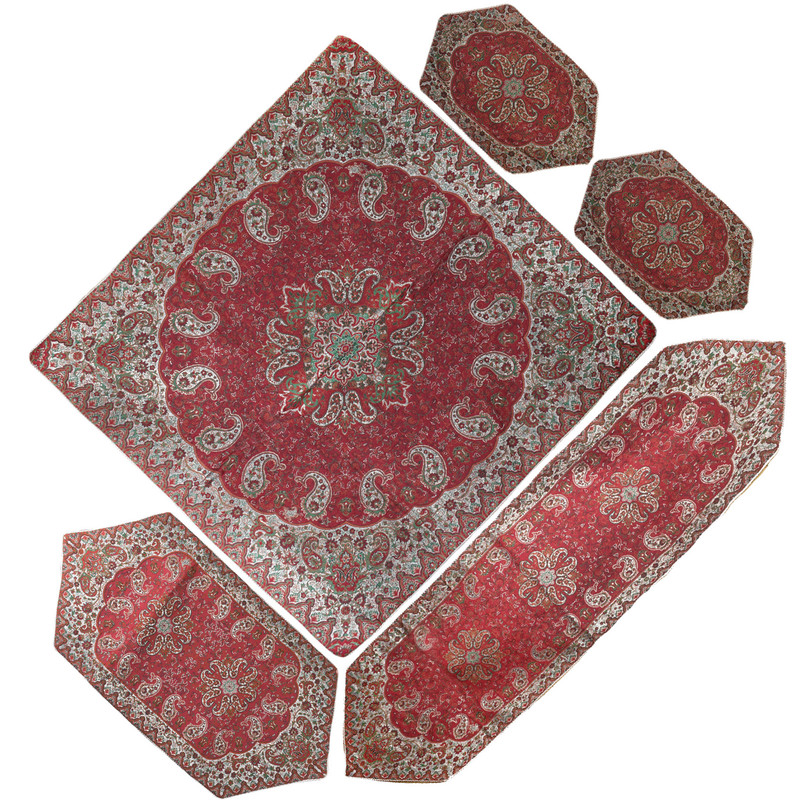 رومیزی ترمه مدل RED5/5 مجموعه 5 عددی