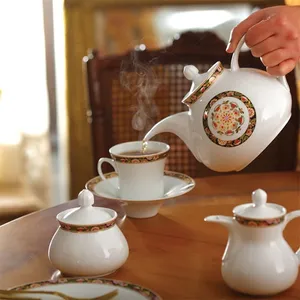 سرویس چینی 108 پارچه کامل چینی زرین ایران سری شهرزاد مدل گلدن گاردن درجه عالی