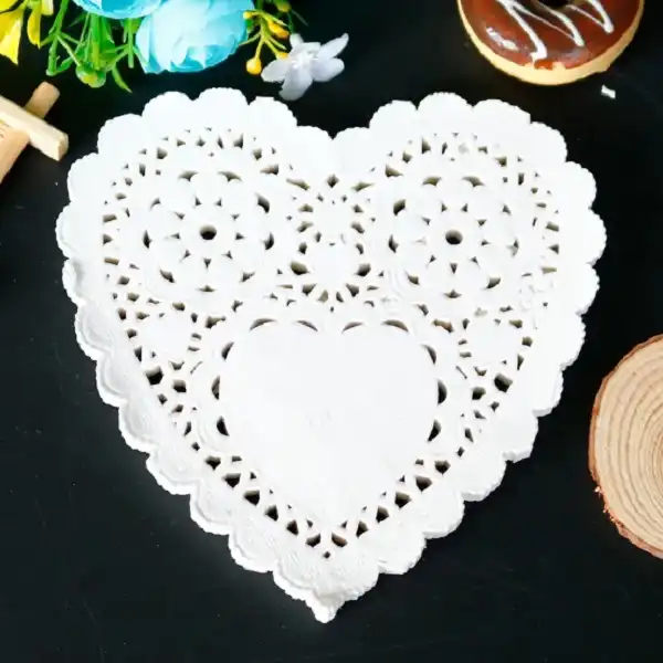 کاغذ شیرینی پزی طرح گیپور مدل قلب بسته 100 عددی