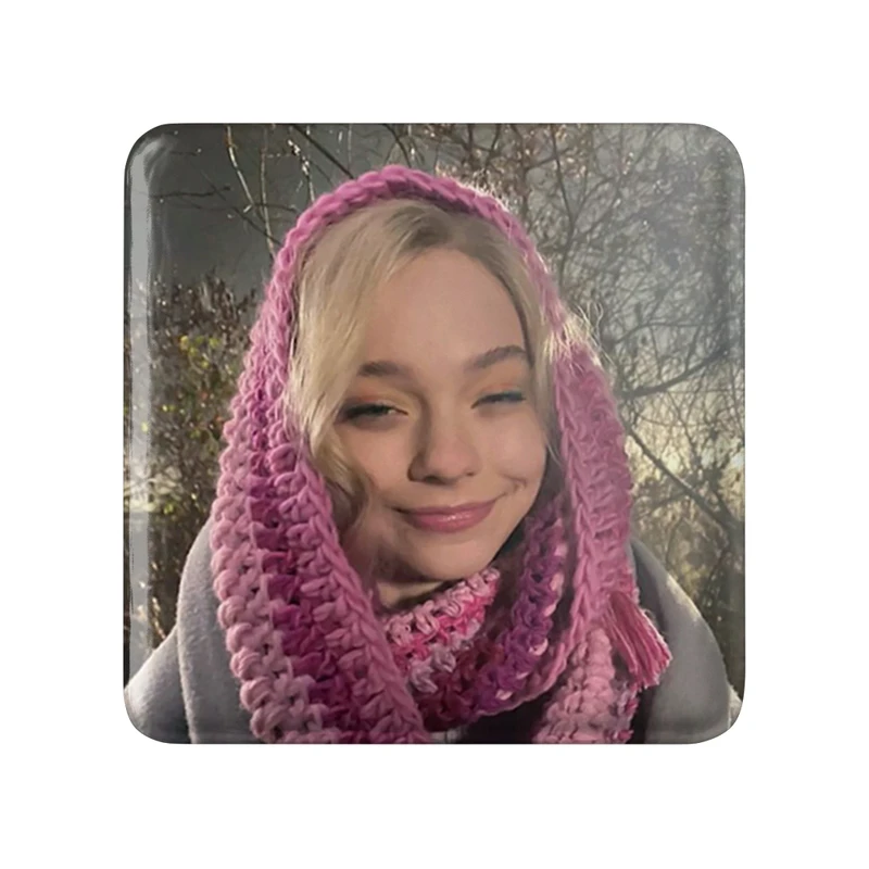 مگنت خندالو طرح ایند ونزدی Wednesday  مدل مربعی کد 22049