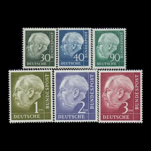 تمبر یادگاری مدل خارجی مجموعه کامل 6 عددی 