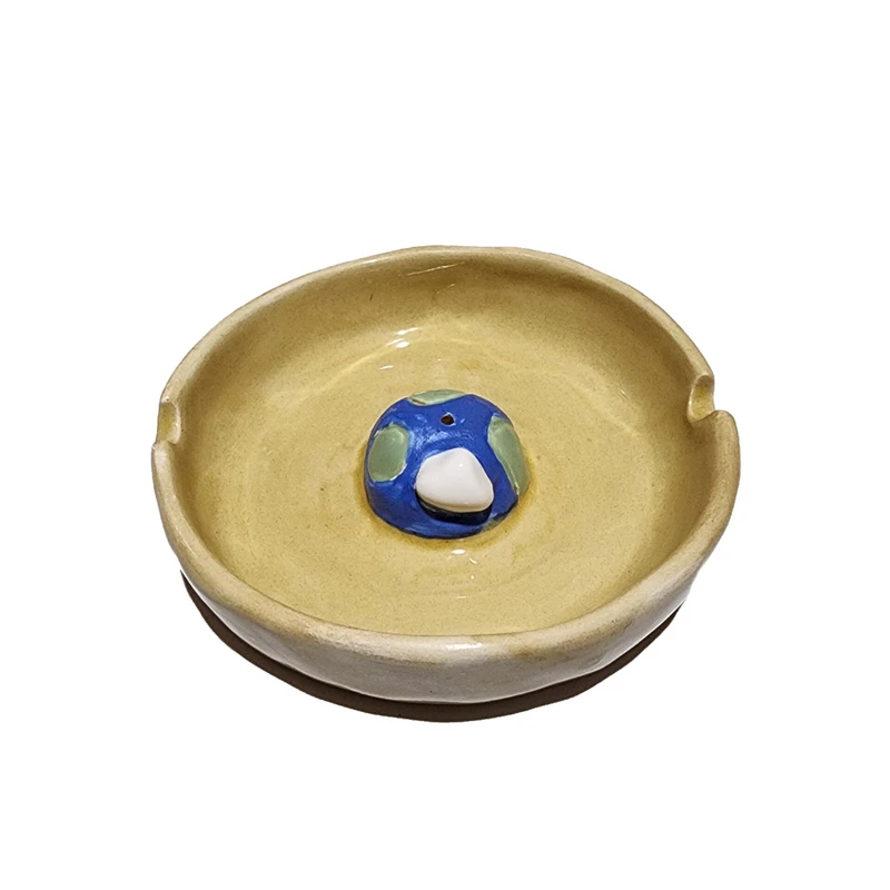 زیرسیگاری طرح کره زمین