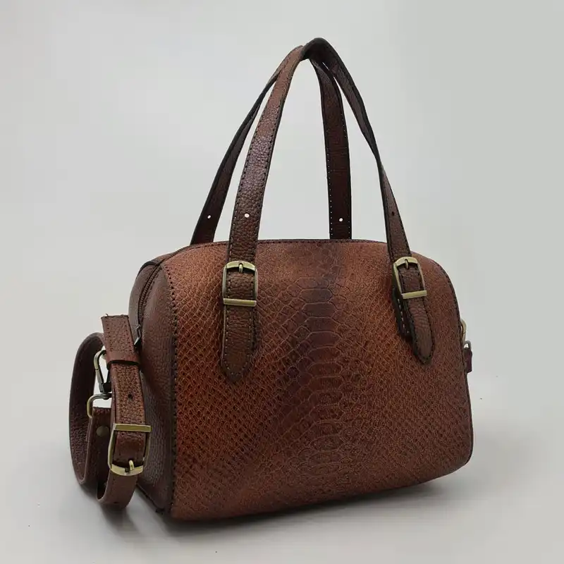 کیف دستی زنانه مدل متین چرم طبیعی کد A_220