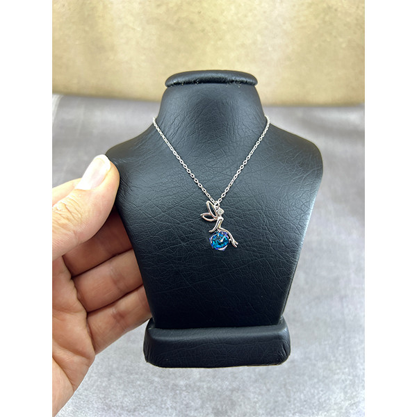 گردنبند نقره زنانه سواروسکی مدل فرشته و مکعب طرح انجل کد 300022