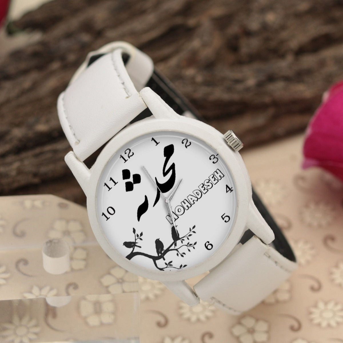 ساعت مچی عقربه ای زنانه طرح محدثه کد LF3124