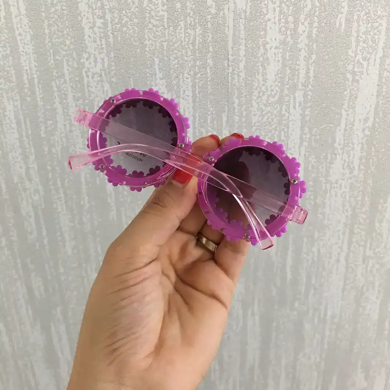 عینک آفتابی دخترانه مدل گل بابونه کد BB YAS