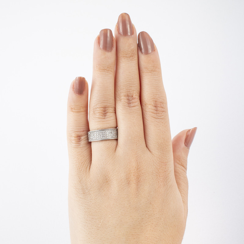 انگشتر نقره زنانه مدل دور نگین AMT-R148