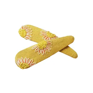 گیره مو دخترانه مدل تق تقی گلدوزی شده HT - 007 بسته 2 عددی