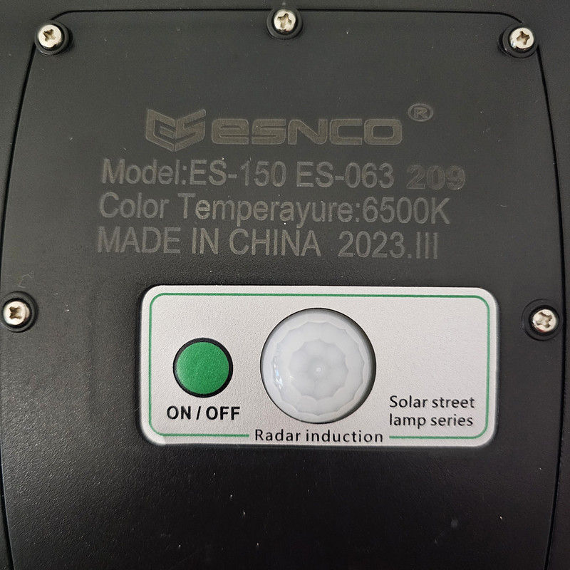 پروژکتور ال ای دی خورشیدی اسنکو مدل ES-DZX150 ظرفیت 150 وات