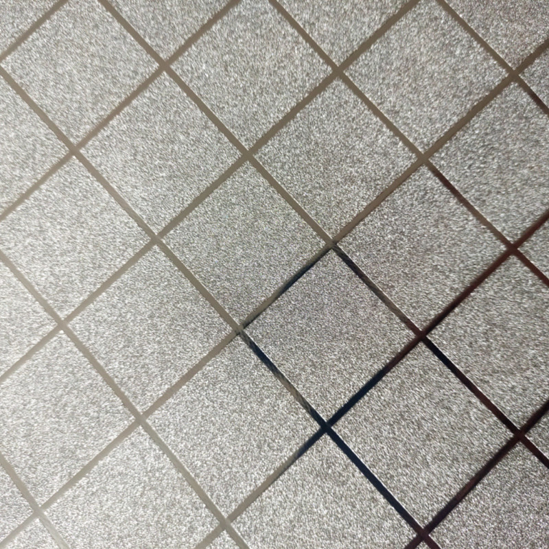 سفره 14 نفره مدل پشت نخی نقره کوب 4 خانه کد 042