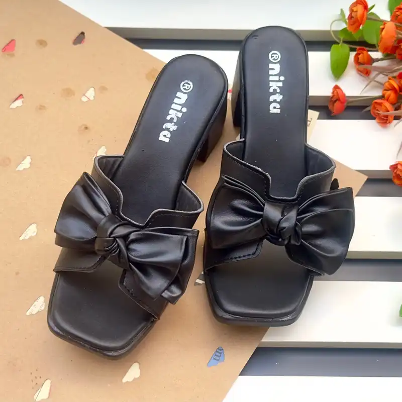 صندل زنانه نیکتا مدل مها BL